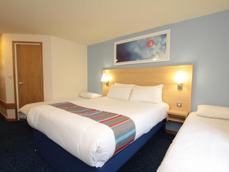 Travelodge Aberdeen Airport Exterior foto